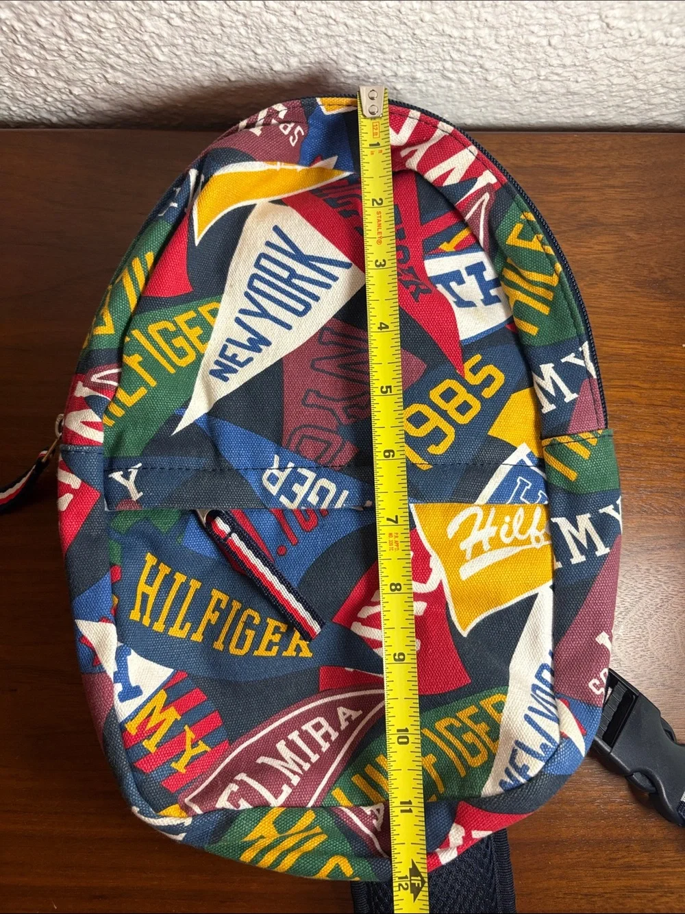 Vintage 1985 Tommy Hilfiger NYC Pennant-Print Sling Backpack